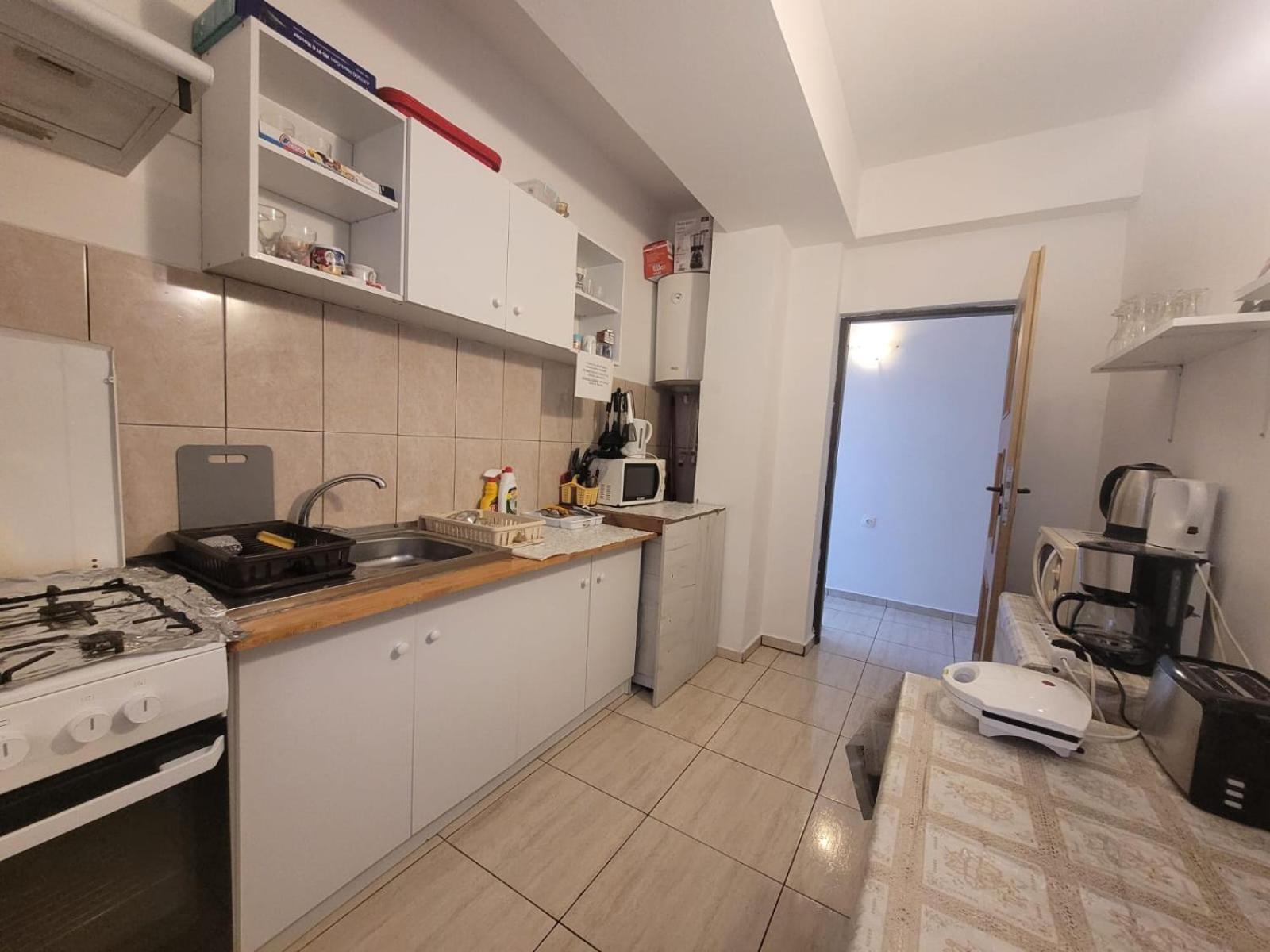 Cazare Garsoniere Four Studious Eforie Nord - baie proprie, bucătărie comună, etaj 4 Exterior foto